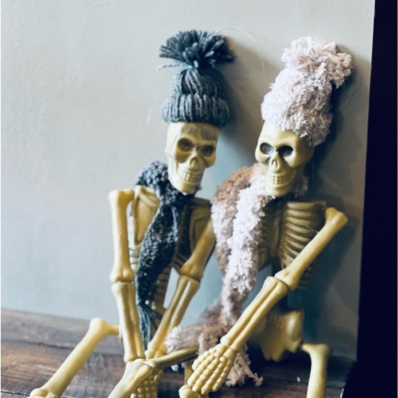 Handmade Fall Skeletons 🍁 - Picture 3 of 5
